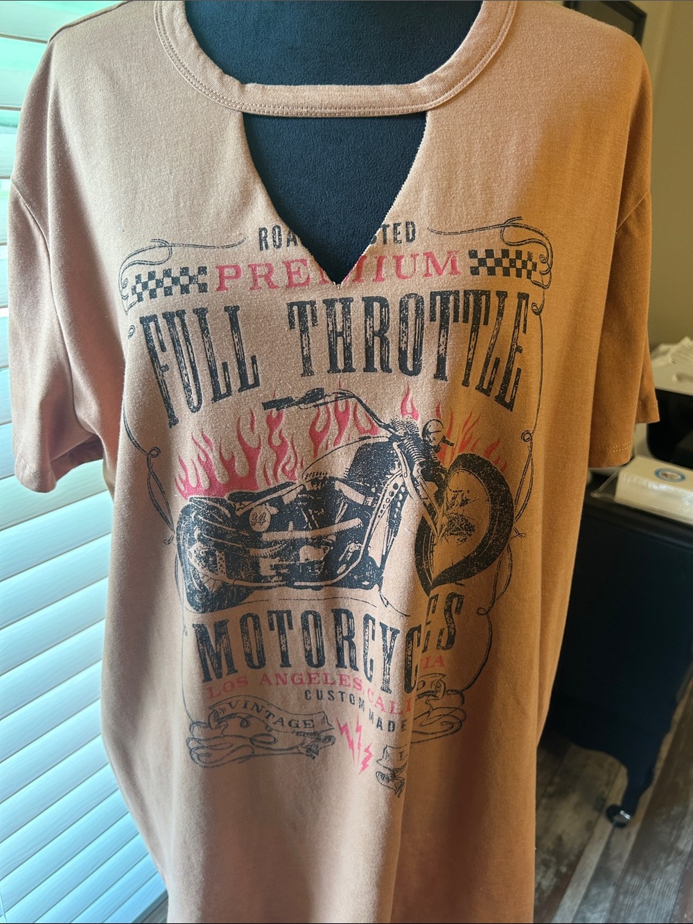Maurices Brown Men's 'Full Throttle' Graphic Tee